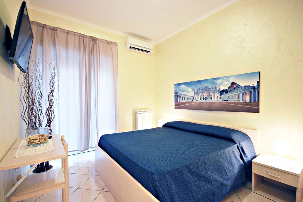 Guesthouse Holiday And Rome Roma Exterior foto